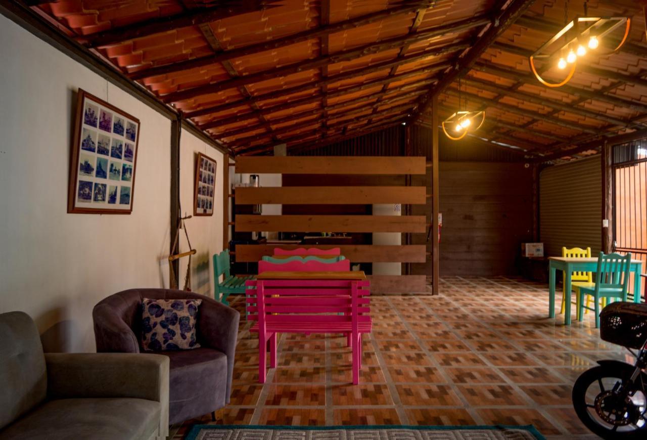 Hotel Reventazon Orosi Bagian luar foto